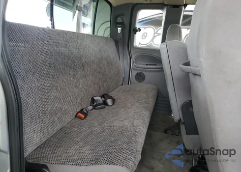 1999 Dodge Ram 3500 z USA, uszkodzony, nr VIN 1B7MF3366XJ506759